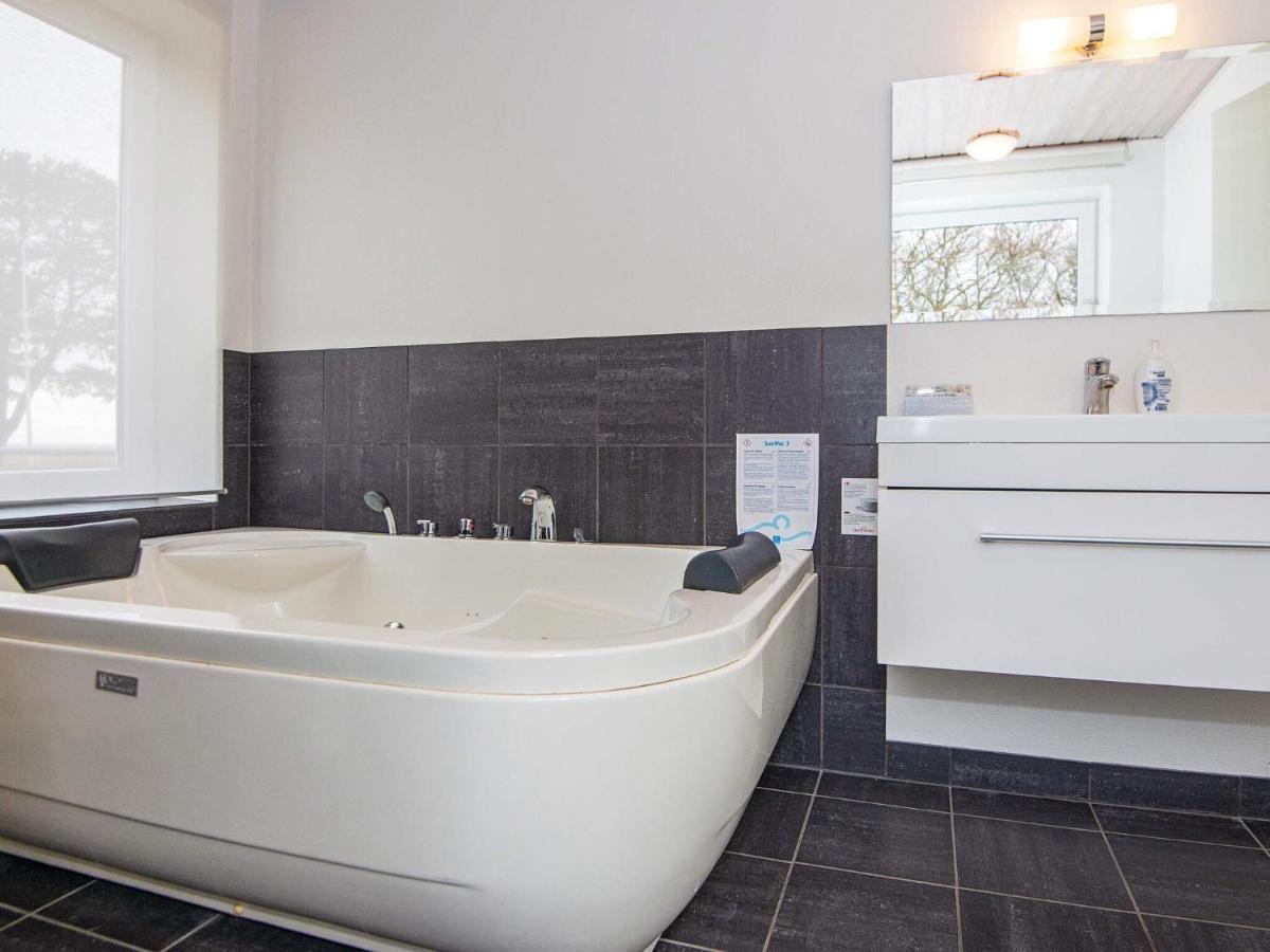 10 Person Holiday Home In R M Bolilmark 外观 照片